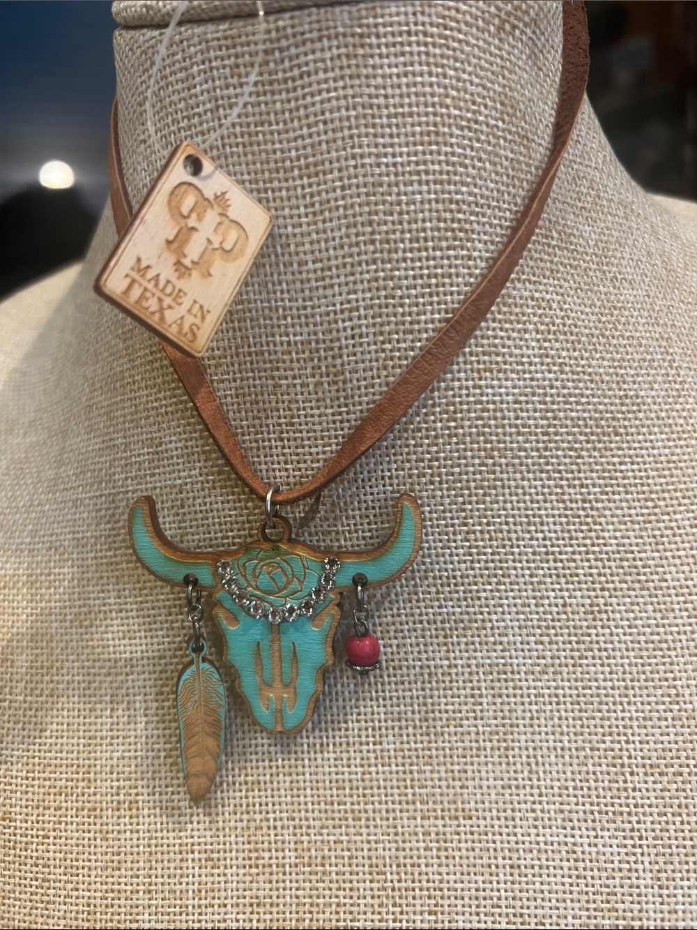 NWT PINK PANACHE Turquoise Bull Skull Pendant Necklace  Leather Cord necklace